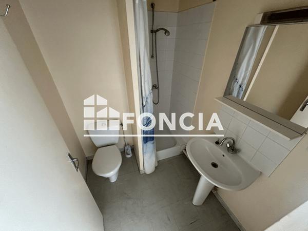 Location Studio 21.85 m² - 76-78 RUE DE MONTBERNAGE Poitiers 86000