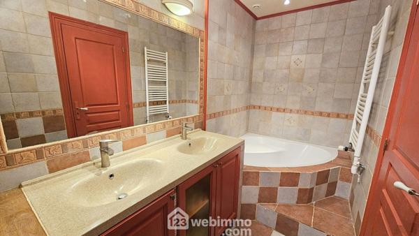 Maison 163 m² à Fontainebleau 77300