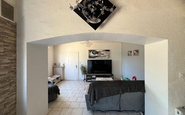 Maison à vendre    5 pièces •  Isle