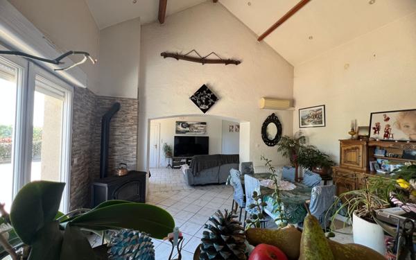 Maison à vendre    5 pièces •  Isle