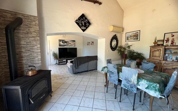 Maison à vendre    5 pièces •  Isle