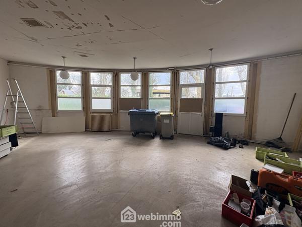 Bureaux 270 m² à Barentin 76360