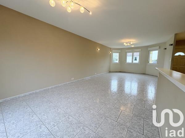 Maison à vendre 6 pièces 112 m² Sainte-Marie-aux-Chênes