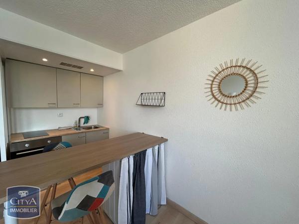 Appartement à louer 1 pièce 21.1m² Fréjus (83600)