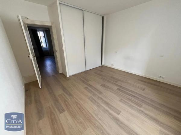 Appartement à louer 2 pièces 38.66m² Dijon (21000)