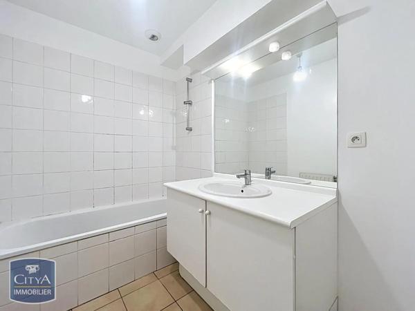 Appartement à louer 4 pièces 78.86m² Lyon (69001)