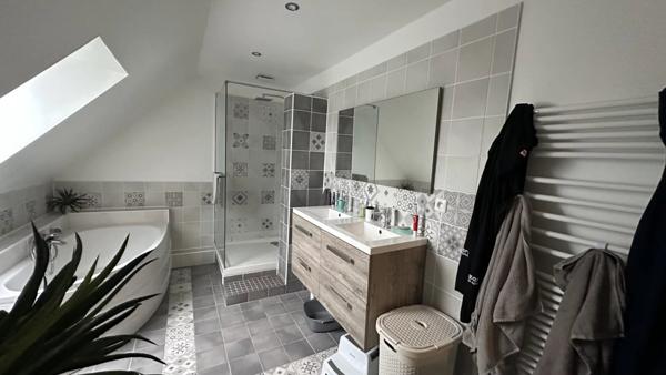 Vente Maison 6 pièces 125 m2 à Fiquefleur-Équainville