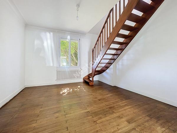 Au coeur du quartier de la Perverie, maison de 118m² au sol avec Jardin