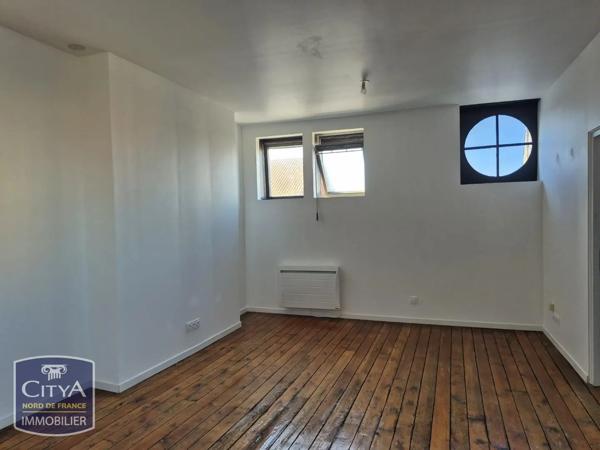 Appartement à louer 2 pièces 42.83m² Saint-Omer (62500)