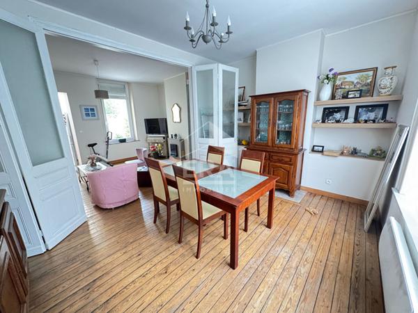 À vendre appartement de charme en rez-de-chaussée avec terrasse