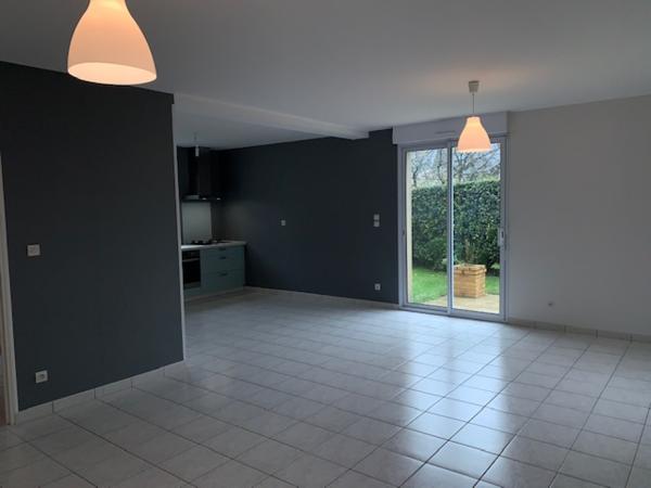 Maison
                                                                                                                                                                                                                                                                                                                        6 pièce(s)                                                                                                                                                                                                          4 chambre(s)                                                                                                                                                                                                          103  m²