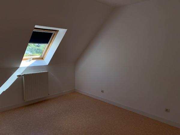 Maison
                                                                                                                                                                                                                                                                                                                        6 pièce(s)                                                                                                                                                                                                          4 chambre(s)                                                                                                                                                                                                          103  m²