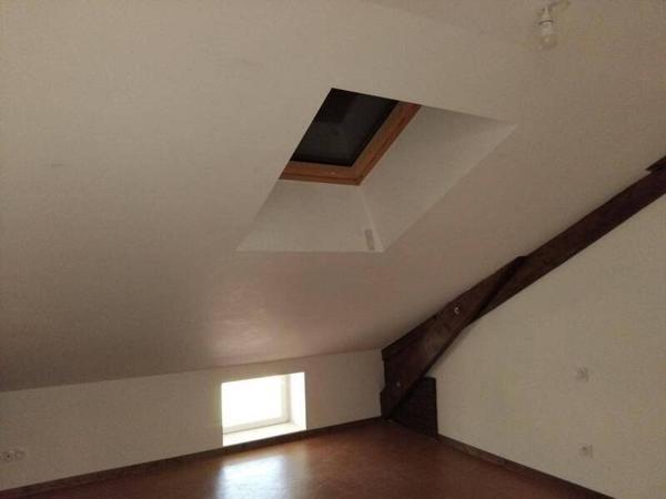 Appartement 3 pièces                                        - 42380 Luriecq Réf : 13392