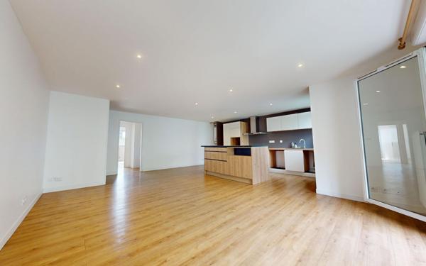 Appartement à vendre    4 pièces • 92,57 m2 Lyon 7