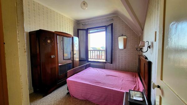 70m² - 3ch -Jardin 214m² - garage double - Cave 24m²