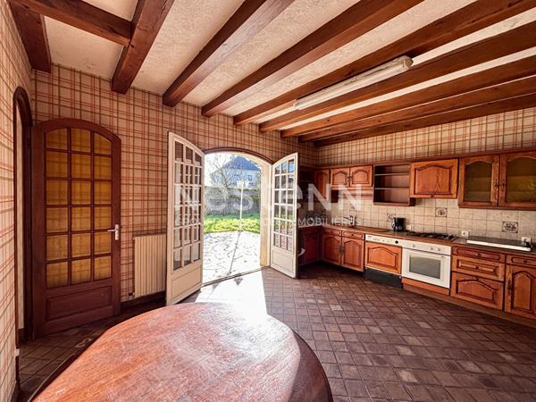 VIHIERS ? Maison de plain-pied avec 1 000 m² de terrain, 3 chambres - D6011