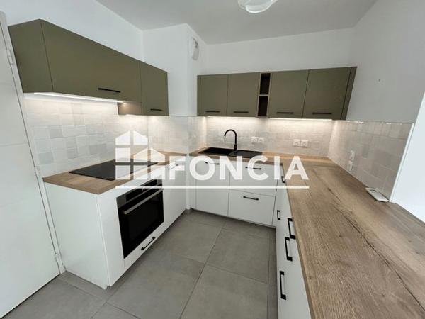 Location Appartement 3 pièces 60 m² - 9 AVENUE DE SAINT BARNABE Marseille 13004