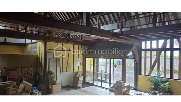 ✨ EXCLUSIVITÉ – BIEN RARE À LA VENTE ✨

Grange de caractère – 310 m² | Charme, volumes & potentiel exceptionnel

Idéale pour les amoureux de belles pierres, les projets de vie atypiques ou les envies d’évasion, cette superbe grange entièrement restaurée vous ouvre les portes d’un lieu unique, chargé d’histoire et d’authenticité.

Dès les premiers instants, le charme opère : volumes généreux, atmosphère chaleureuse et éléments anciens mis en valeur avec élégance. Le magnifique four à pain d’époque, véritable pièce maîtresse, confère à cette propriété un cachet rare.

Située dans un environnement calme et recherché, à proximité immédiate des commodités (commerces, écoles, mairie) et bénéficiant d’un accès rapide à l’A13, elle offre un parfait équilibre entre sérénité et praticité.

🔎 Descriptif du bien
Au rez-de-chaussée :
• Une grande pièce avec four à pain ancien
• Un espace sanitaires
• Deux grandes pièces avec sanitaires
• Une pièce technique avec chaufferie et sanitaires

À l’étage :
• Une vaste pièce principale lumineuse
• Une grande pièce complémentaire
• Des espaces mansardés offrant de nombreuses possibilités d’aménagement
• Une magnifique structure en bois apparente, apportant charme et authenticité à l’ensemble.

À l’extérieur, vous profiterez d’un agréable espace verdoyant de 603m² ainsi que de stationnements.
💡 Un véritable atout : possibilité de créer un gîte indépendant — idéal pour un projet familial, touristique ou un investissement locatif.

✔ Cachet de l’ancien préservé
✔ Volumes rares et modulables
✔ Fort potentiel d’exploitation
✔ Environnement paisible et accessible

📞 Contactez moi au 06 83 30 17 01 pour organiser une visite et laissez-vous séduire !