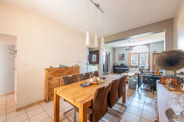 Maison à vendre 8 pièces 149.54m² Saint-Amand-les-Eaux (59230)
