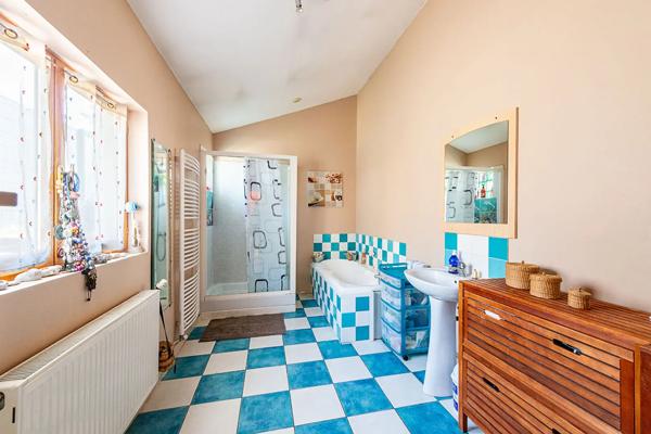 Maison à vendre 8 pièces 149.54m² Saint-Amand-les-Eaux (59230)