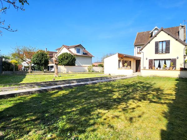 Maison 7 pièces - 145 m²