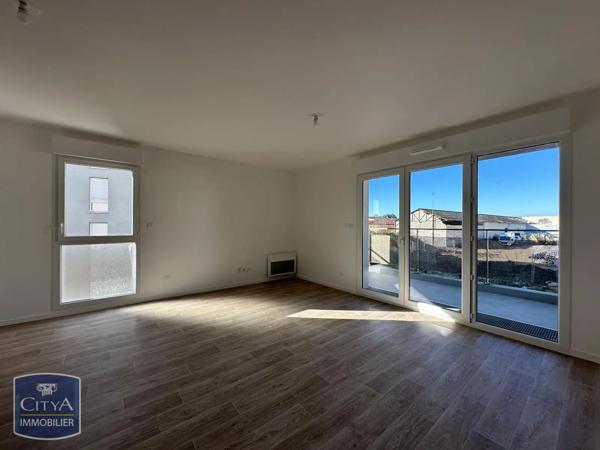 Appartement à louer 3 pièces 63.79m² Luisant (28600)