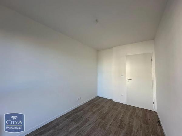 Appartement à louer 3 pièces 63.79m² Luisant (28600)
