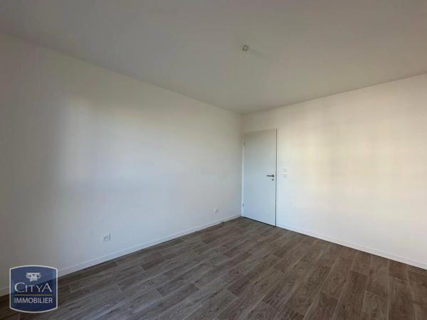 Appartement à louer 3 pièces 63.79m² Luisant (28600)