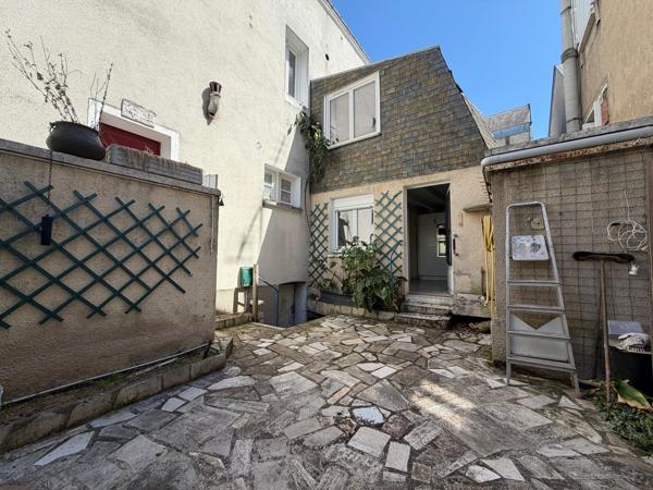 Immeuble à TOURS, 37000 - 200m²
