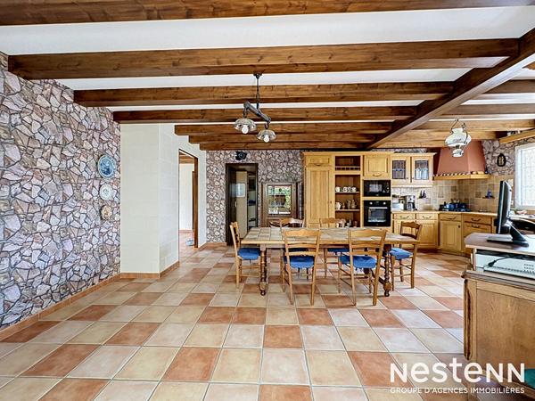 Maison vie de plain pied, 4 chambres, 3 garages - Andard