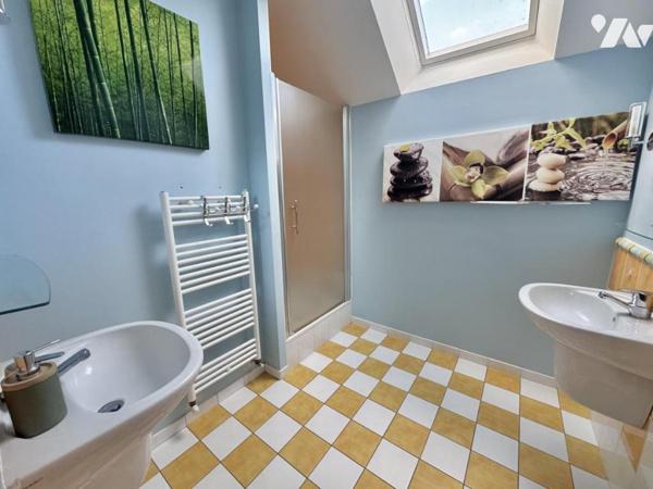 Maison familiale de 192 m² avec beau jardin à Savenay