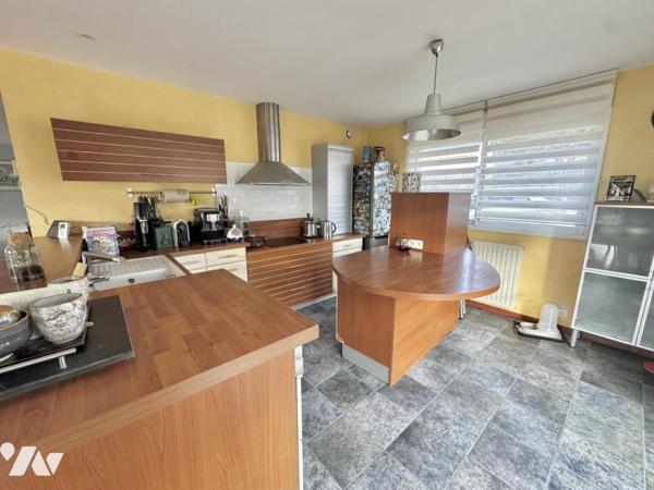 Maison familiale de 192 m² avec beau jardin à Savenay