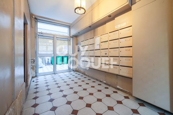 Appartement Paris 1 pièce(s) 23.34 m2
