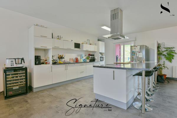 Maison 8 pièces - 215 m²