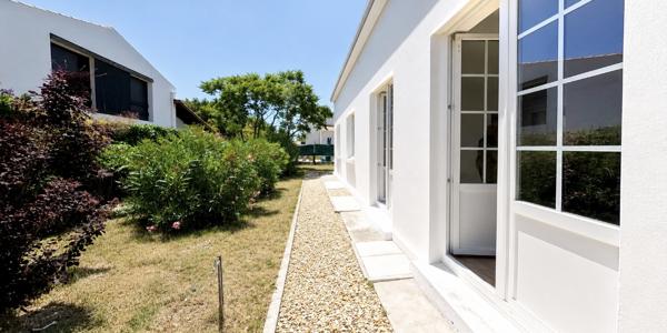 Maison
         4 pièces
        - 92 m² 309 500 € *