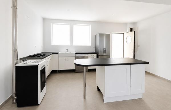 Maison
         4 pièces
        - 92 m² 309 500 € *