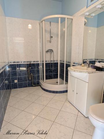 CHAUMES-EN-BRIE – CENTRE-BOURG – UN APPARTEMENT  58 m² LUMINEUX À RÉINVENTER !