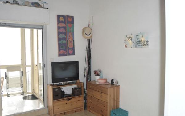 Appartement à vendre    3 pièces • 35 m2 Frontignan