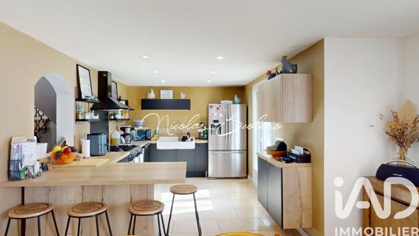 Maison à vendre 6 pièces 145 m² Entraigues-sur-la-Sorgue