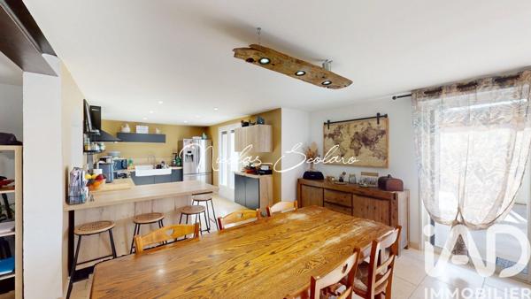 Maison à vendre 6 pièces 145 m² Entraigues-sur-la-Sorgue