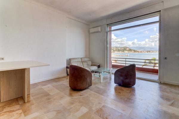 RARE ! Appartement front de mer 3P 63 m²