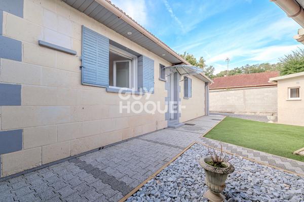 Élégante maison avec dépendance au coeur d'un environnement recherché