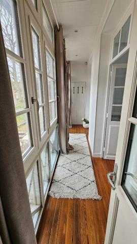 Houdan proche / Magnifique maison familiale 198 m2 / 5 chambres