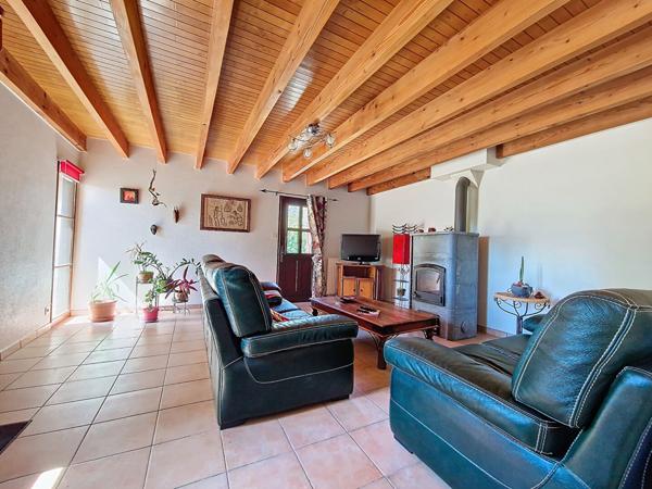 Maison à vendre à Saint Herblon, longère en pierres, campagne, 4 chambres, jardin arboré