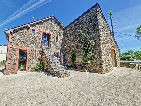 Maison à vendre à Saint Herblon, longère en pierres, campagne, 4 chambres, jardin arboré