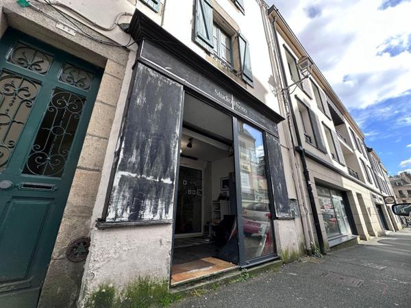 Local commercial à vendre à Quimper dans le Finistère (29000), ref : 29005-17   
Centre-ville