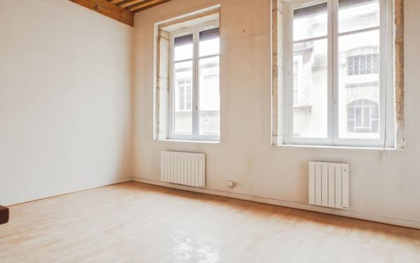 Appartement à vendre    1 pièce • 31 m2 Lyon 1