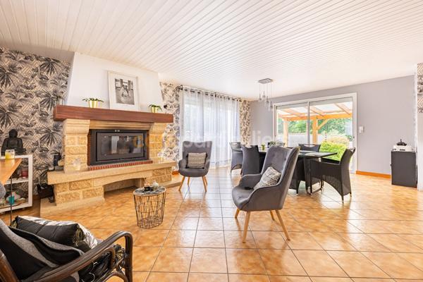 Vente
                Maison132 m² - 6 Pièces -
                    SAINT JEAN DE BOISEAU (44640)