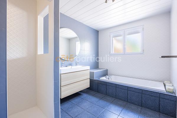 Vente
                Maison132 m² - 6 Pièces -
                    SAINT JEAN DE BOISEAU (44640)