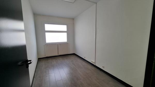 Local commercial Dax 5 pièces 68 m2